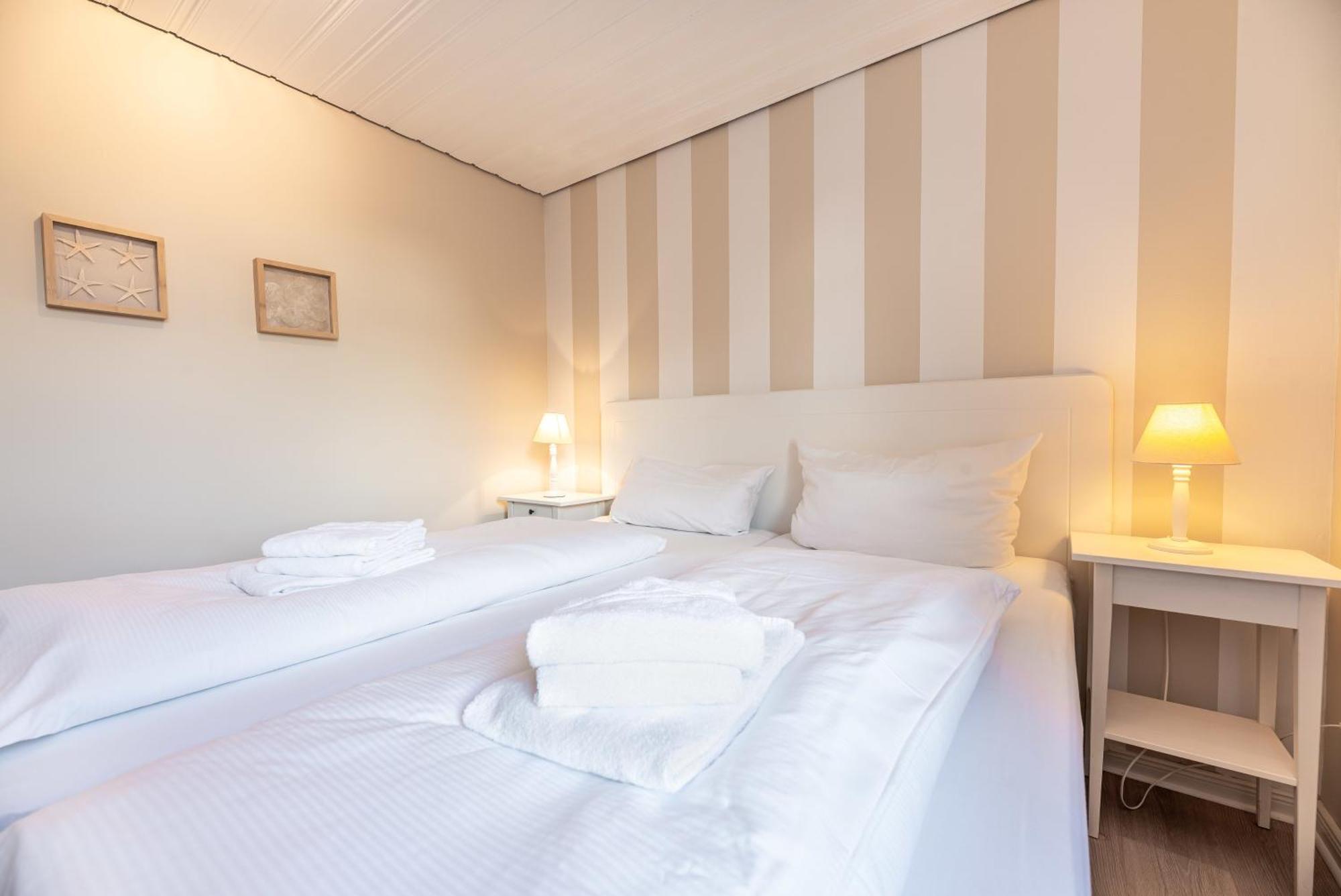Landhaus Am Meer - Whg 3 Liinsand Utersum Bagian luar foto